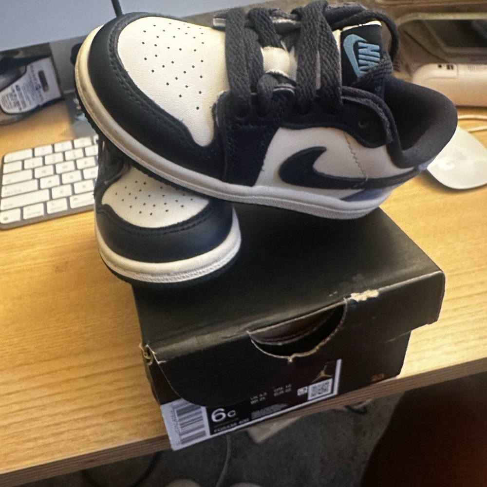 Nike Kids Navy and White Sneakers
